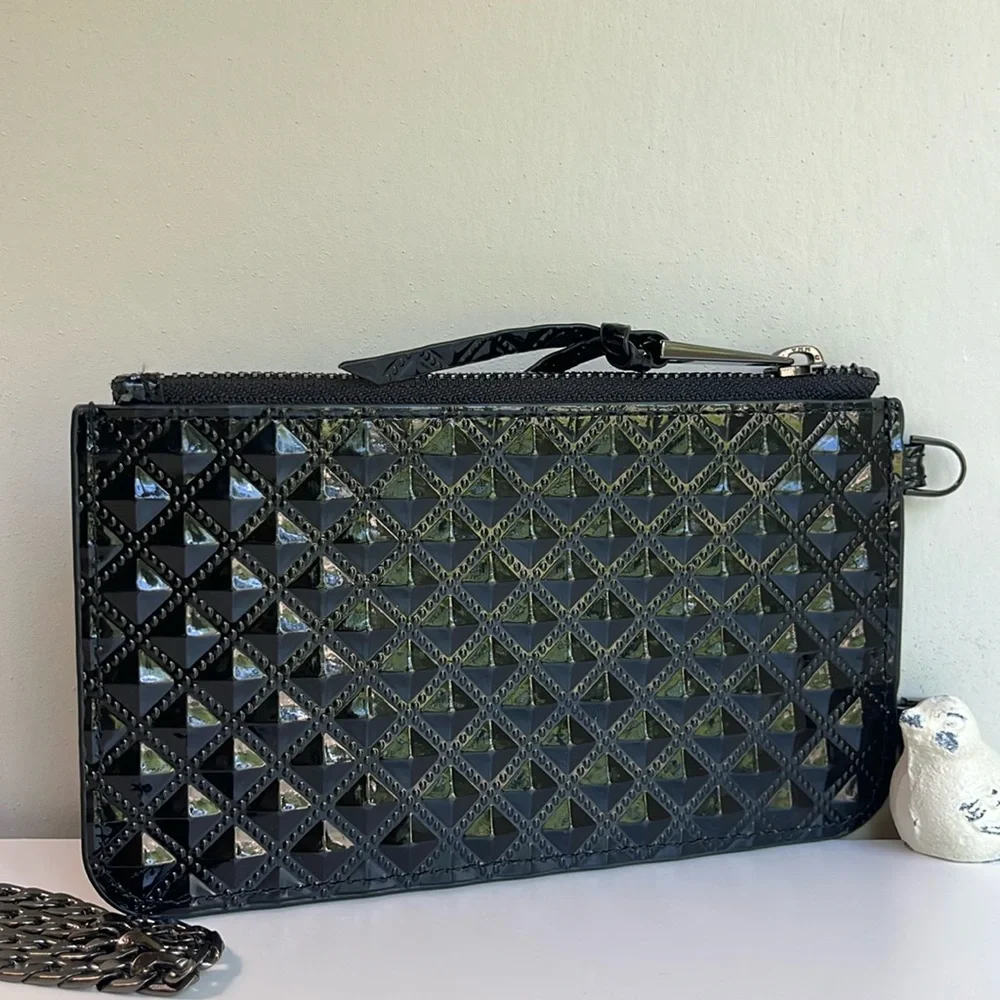 Bandolier Sheila Pyramid Pouch In Black - Picture 4 of 16